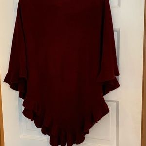 Karen Scott ruffled poncho XL maroon/ burgundy